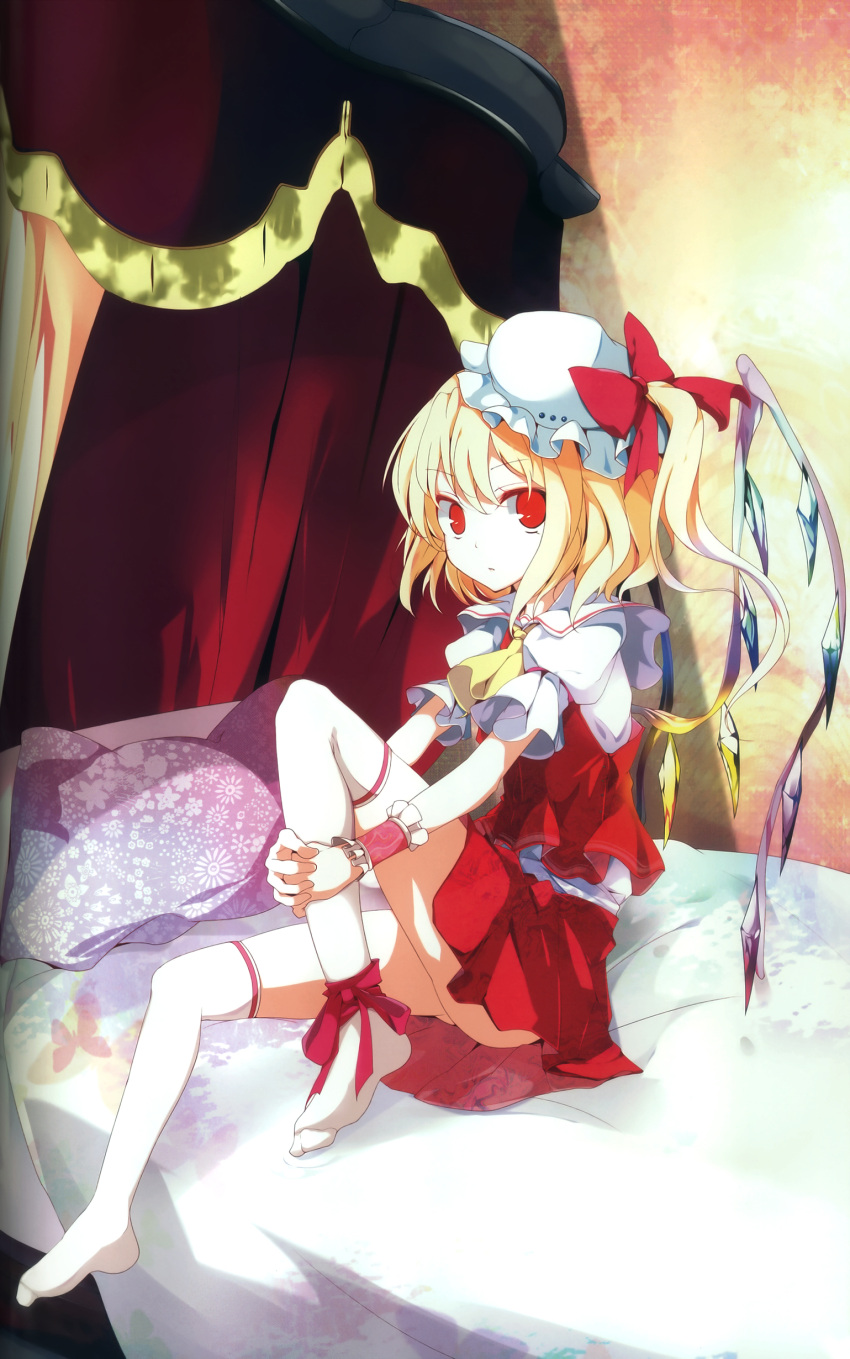 bed duplicate flandre_scarlet hat touhou usotsukiya