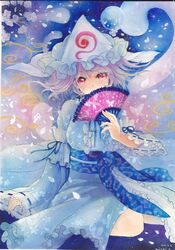 1girl cherry_blossoms fan folding_fan hat japanese_clothes looking_at_viewer mosho petals pink_eyes pink_hair saigyouji_yuyuko short_hair sitting touhou triangular_headpiece yokozuwari 