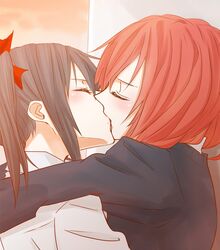  black_hair blush closed_eyes gogono_pan'ya hair_ribbon kiss love_live!_school_idol_project nishikino_maki redhead ribbon yazawa_nico yuri 