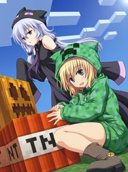  2girls blonde_hair blue_eyes creeparka creeper enderman highres hoodie long_hair minecraft multiple_girls personification shira-nyoro short_hair silver_hair violet_eyes 
