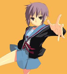  foreshortening hands nagato_yuki school_uniform serafuku short_hair suzumiya_haruhi_no_yuuutsu yu_65026 