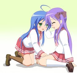  bad_id blue_hair green_eyes hiiragi_kagami izumi_konata kuroi_hitsuji long_hair lucky_star purple_hair ribbon ribbons school_uniform serafuku 