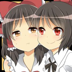  2girls black_hair blush bow brown_eyes cheek-to-cheek hair_bow hair_tubes hakurei_reimu hat multiple_girls ochazuke red_eyes shameimaru_aya short_hair smile tokin_hat touhou 