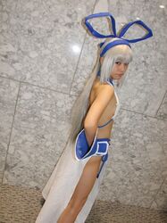  aisui_nao cosplay hair_bow majikina_mina midriff samurai_spirits_zero silver_hair 