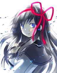 akemi_homura black_hair blue_eyes bust hair_ribbon hoshino_madoka long_hair mahou_shoujo_madoka_magica ribbon school_uniform serafuku smile solo 