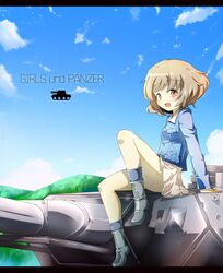  1girl akiyama_yukari blush boots brown_hair clouds girls_und_panzer highres jacket jinkou-kuu messy_hair military military_vehicle mountain panzerkampfwagen_iv short_hair sky smile solo tank turret vehicle 