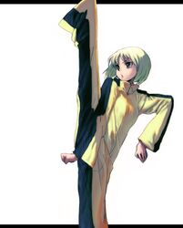  blonde_hair blue_eyes bruce_lee's_jumpsuit bruce_lee's_jumpsuit high_kick huang_baoling kicking letterboxed nanashino_nanami outside_of_border seventhdead short_hair solo split tiger_&amp;_bunny 