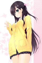  :o black_hair blush cardigan green_eyes hair_ornament hairclip heart long_hair original plaid plaid_skirt senji_(tegone_spike) skirt solo 