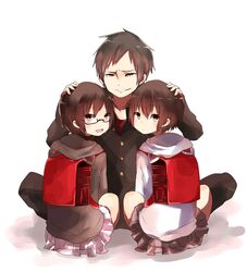  bag brown_hair durarara!! glasses hoodie looking_back miniskirt orihara_izaya orihara_kururi orihara_mairu pun2 randoseru red_eyes siblings skirt young 
