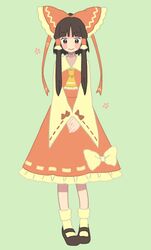  ascot bad_id bow brown_eyes brown_hair hair_bow hair_tubes hakurei_reimu keyaki_(mora_ll) long_hair mora_ll no_nose socks solo touhou 