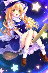  aosuke_(ayakawa_akito) bad_id blonde_hair blush bow braid broom flying green_eyes hair_bow hat hat_bow highres kirisame_marisa long_hair night open_mouth puffy_sleeves short_sleeves side_braid single_braid solo star touhou witch_hat 