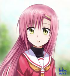  highres katsura_hinagiku kem_kem long_hair pink_hair school_uniform serafuku yellow_eyes 