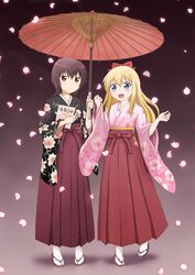  black_hair blonde_hair blue_eyes brown_eyes funami_yui highres holding japanese_clothes long_hair multiple_girls oriental_umbrella petals sandals shimazaki_kazumi short_hair toshinou_kyouko umbrella yuru_yuri 