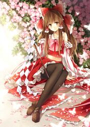  1girl bow brown_eyes brown_hair hagiwara_rin hair_bow hakurei_reimu long_hair looking_at_viewer pantyhose solo touhou 