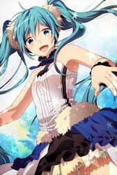  1girl akatsuki_(4941086) aqua_eyes aqua_hair hatsune_miku solo twintails vocaloid 
