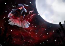  danmaku littleaxel moon pantyhose red_eyes reisen_udongein_inaba shoes skirt sneakers striped striped_legwear striped_socks touhou 