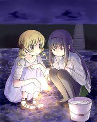  akemi_homura blonde_hair blush long_hair mahou_shoujo_madoka_magica multiple_girls nori_senbei pantyhose smile tomoe_mami 