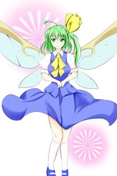 1girl ascot blush bow breasts daiyousei fairy_wings green_eyes green_hair hair_bow hair_ribbon highres ribbon shoes short_hair side_ponytail skirt smile socks solo touhou vest white_legwear wings yuegatobu 
