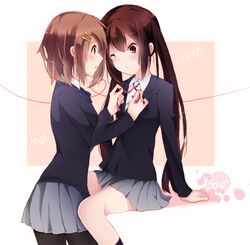  2girls black_eyes brown_eyes brown_hair hayatsuki hirasawa_yui k-on! long_hair multiple_girls nakano_azusa school_uniform short_hair twintails 