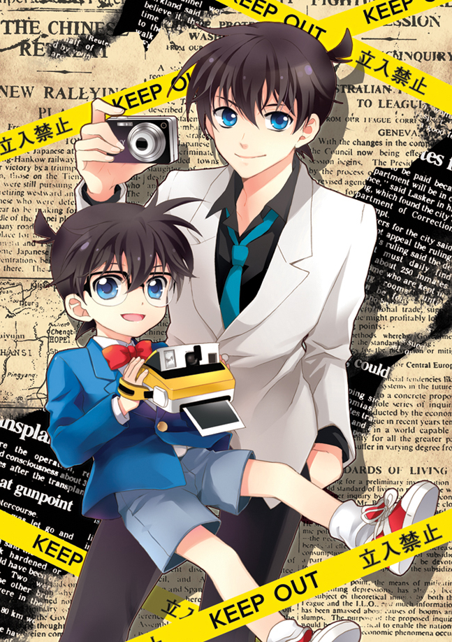 2boys ahoge black_hair blue_eyes camera edogawa_conan glasses happy kudou_shin'ichi mca_(dessert_candy) meitantei_conan multiple_boys necktie pants short_hair smile