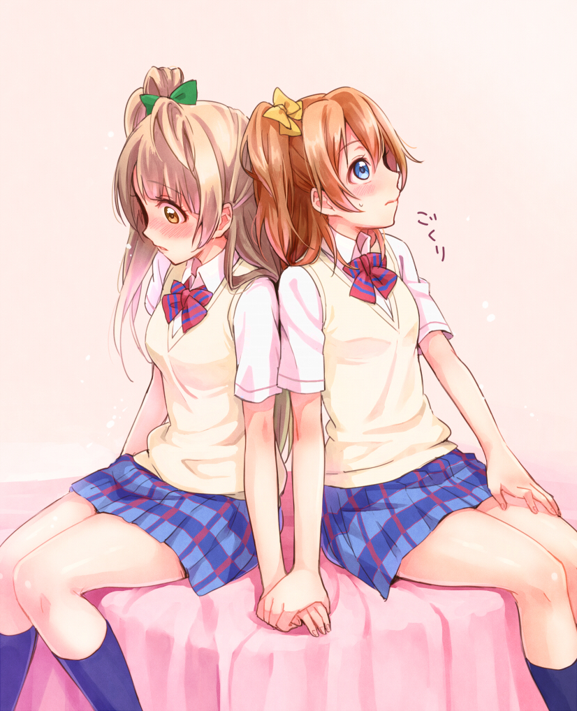 2girls blue_eyes blush brown_eyes brown_hair holding_hands kousaka_honoka love_live!_school_idol_project minami_kotori multiple_girls side_ponytail sitting yukiiti yuri