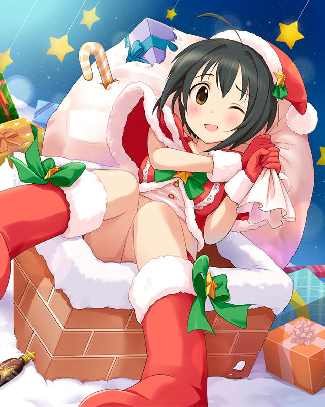 1girl ;d ahoge black_hair boots bow box brick brown_eyes candy candy_cane capelet chimney christmas fur fur_trim gift gift_box green_ribbon hat idolmaster idolmaster_cinderella_girls jpeg_artifacts kohinata_miho midriff official_art open_mouth ribbon sack santa_boots santa_costume santa_hat short_hair smile snow solo star wince wink