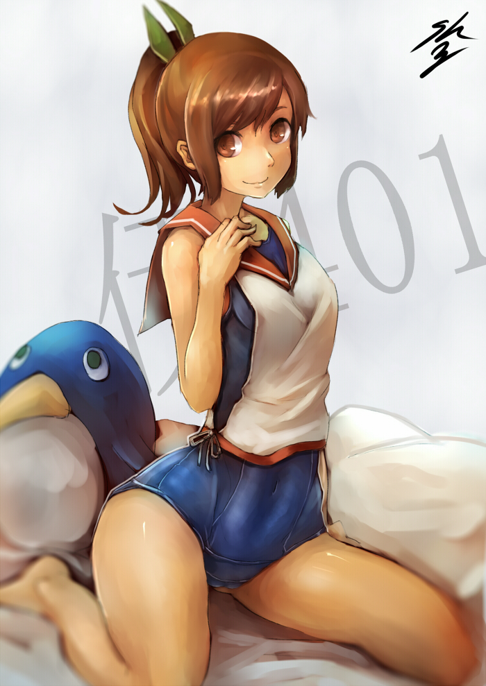 1girl bed_sheet brown_eyes brown_hair character_name failure_penguin hair_ornament i-401_(kantai_collection) kantai_collection one-piece_swimsuit ponytail sailor_collar school_swimsuit short_hair short_ponytail sitting smile solo sowel_(sk3) stuffed_animal stuffed_penguin stuffed_toy swimsuit tan wariza