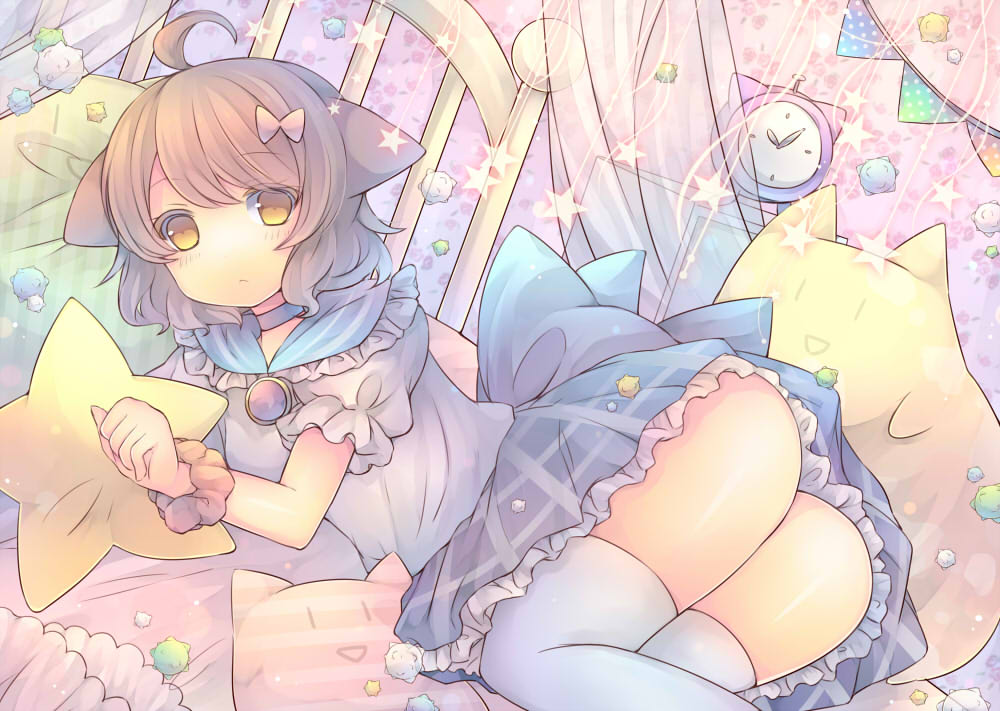 1girl :&lt; ahoge alarm_clock animal_ears bed bow brown_hair cat_ears choker clock dutch_angle frills hair_bow hair_ornament lying mobile original pillow pjrmhm_coa short_hair solo star stuffed_toy tagme thigh-highs triangle_mouth |_|