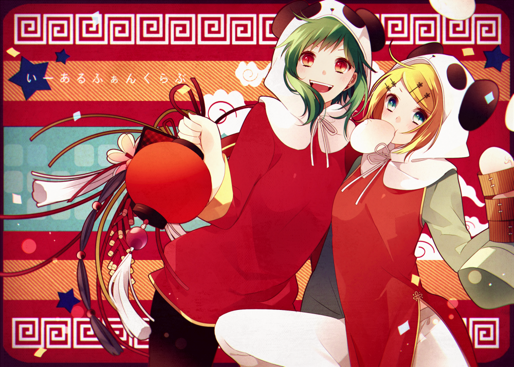 2girls blonde_hair china_dress chinese_clothes food green_hair gumi hair_ornament hairclip kagamine_rin looking_at_viewer multiple_girls open_mouth panda_hat red_eyes short_hair smile vocaloid yie_ar_fan_club_(vocaloid) yori_(y_rsy)