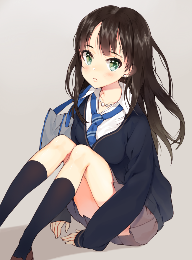 1girl bag bangs black_legwear blush brown_hair cardigan earrings green_eyes grey_background idolmaster idolmaster_cinderella_girls jewelry kneehighs long_hair long_sleeves looking_at_viewer loose_necktie necklace necktie parfait_(ryunghu) pleated_skirt school_uniform shadow shibuya_rin shirt shoes shoulder_bag simple_background sitting skirt solo white_shirt