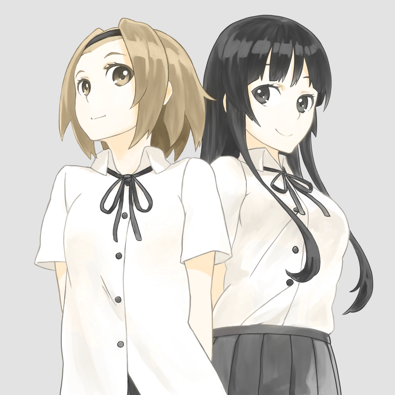 2girls akiyama_mio black_eyes black_hair brown_eyes brown_hair k-on! long_hair multiple_girls rsk_(tbhono) school_uniform short_hair standing tainaka_ritsu