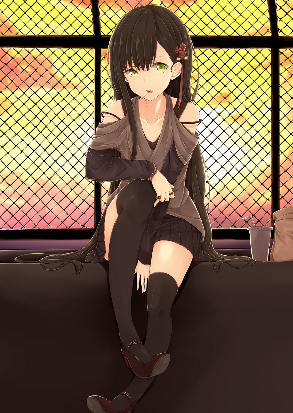 1girl black_hair black_legwear borrowed_character chain-link_fence detached_sleeves green_eyes hair_ornament high_heels highres hiiragi_yashiro looking_at_viewer original pleated_skirt sitting skirt solo thigh-highs zettai_ryouiki