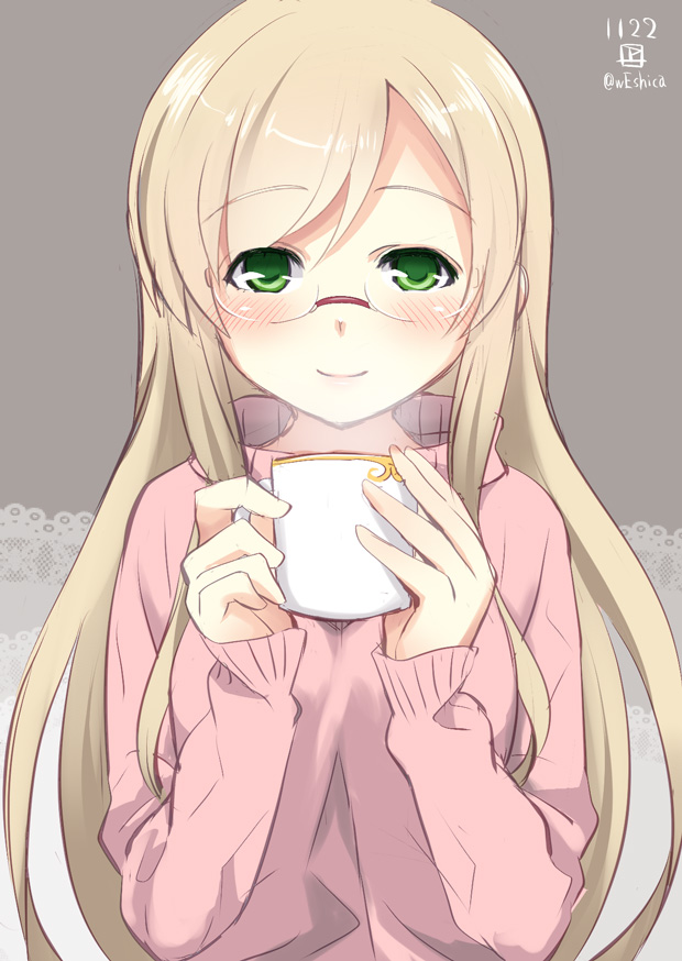 1girl blonde_hair cup futsuu_no_joshikousei_ga_locodol_yattemita glasses green_eyes kohinata_yukari long_hair simple_background smile solo sweater weshika