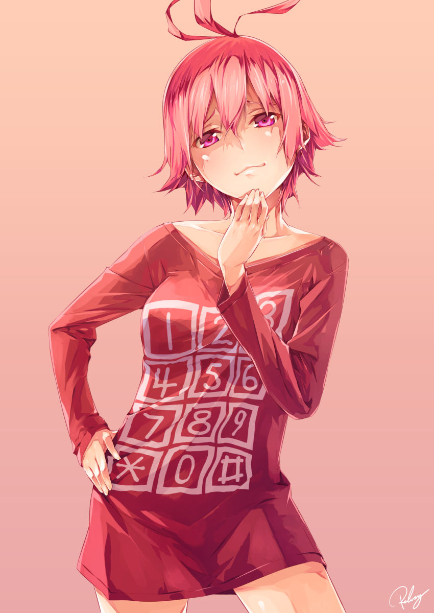 1girl clothes_writing collarbone grey_background hand_on_hip hand_on_own_chin highres long_sleeves looking_at_viewer my_phone naked_shirt original pink_eyes pink_hair re_lucy revision short_hair signature simple_background smirk solo