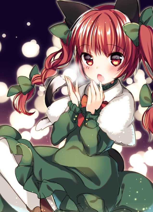 1girl adapted_costume animal_ears blush bow braid capelet cat_ears cat_tail dress fang green_dress hair_bow kaenbyou_rin long_sleeves looking_at_viewer morinaga_kobato open_mouth red_eyes redhead solo tail touhou twin_braids