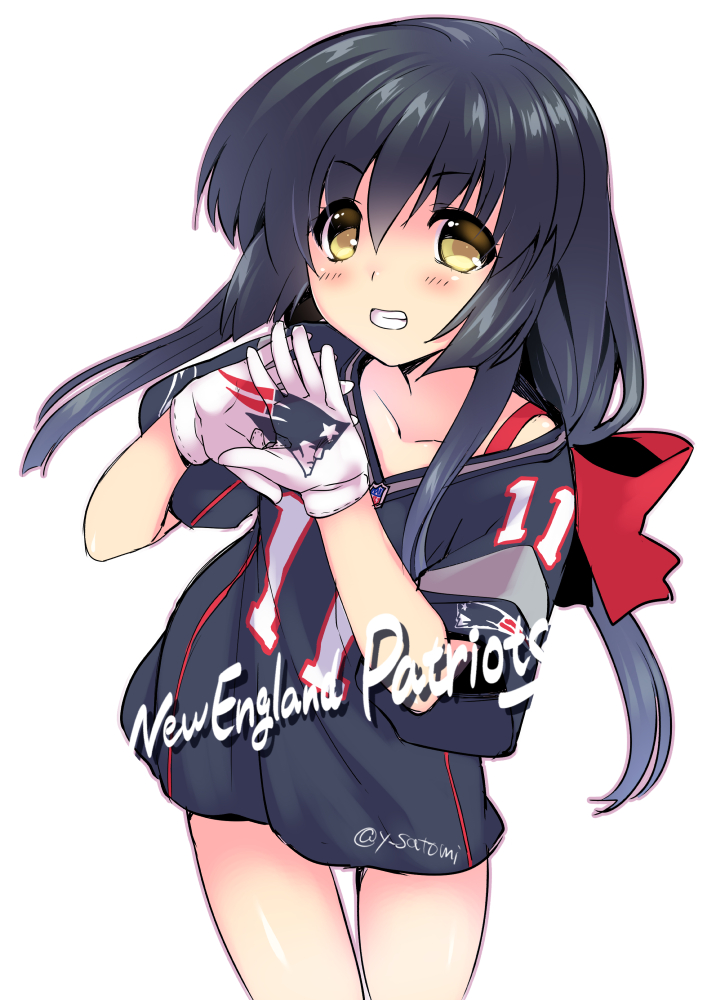 1girl black_hair brown_eyes clannad gloves grin ibuki_fuuko logo long_hair national_football_league new_england_patriots no_pants satomi_yoshitaka smile