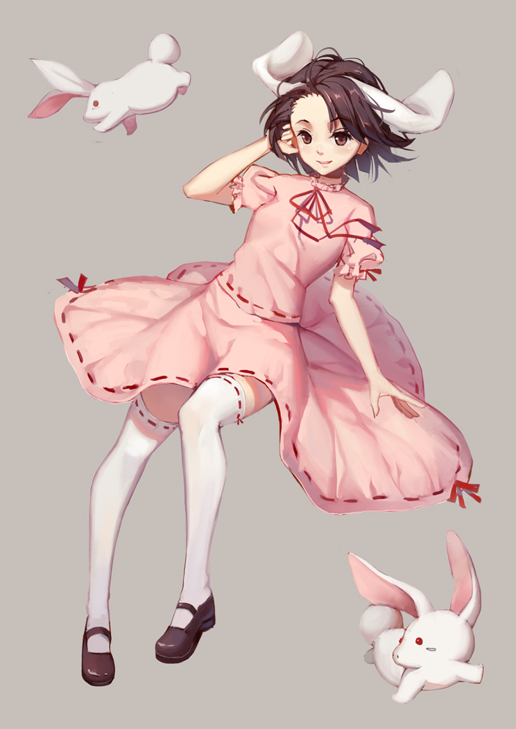 1girl animal_ears black_hair hand_in_hair inaba_tewi mary_janes pink_clothes rabbit rabbit_ears red_eyes shoes short_hair smile solo soulkiller tail thigh-highs touhou white_legwear