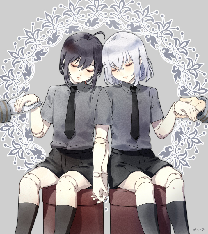 4boys ahoge black_hair black_necktie closed_eyes doll_joints gloves grey_background holding_hands honebami_toushirou male_focus military military_uniform mizuhara_aki multiple_boys namazuo_toushirou necktie ponytail short_hair shorts silver_hair sitting touken_ranbu uniform white_gloves