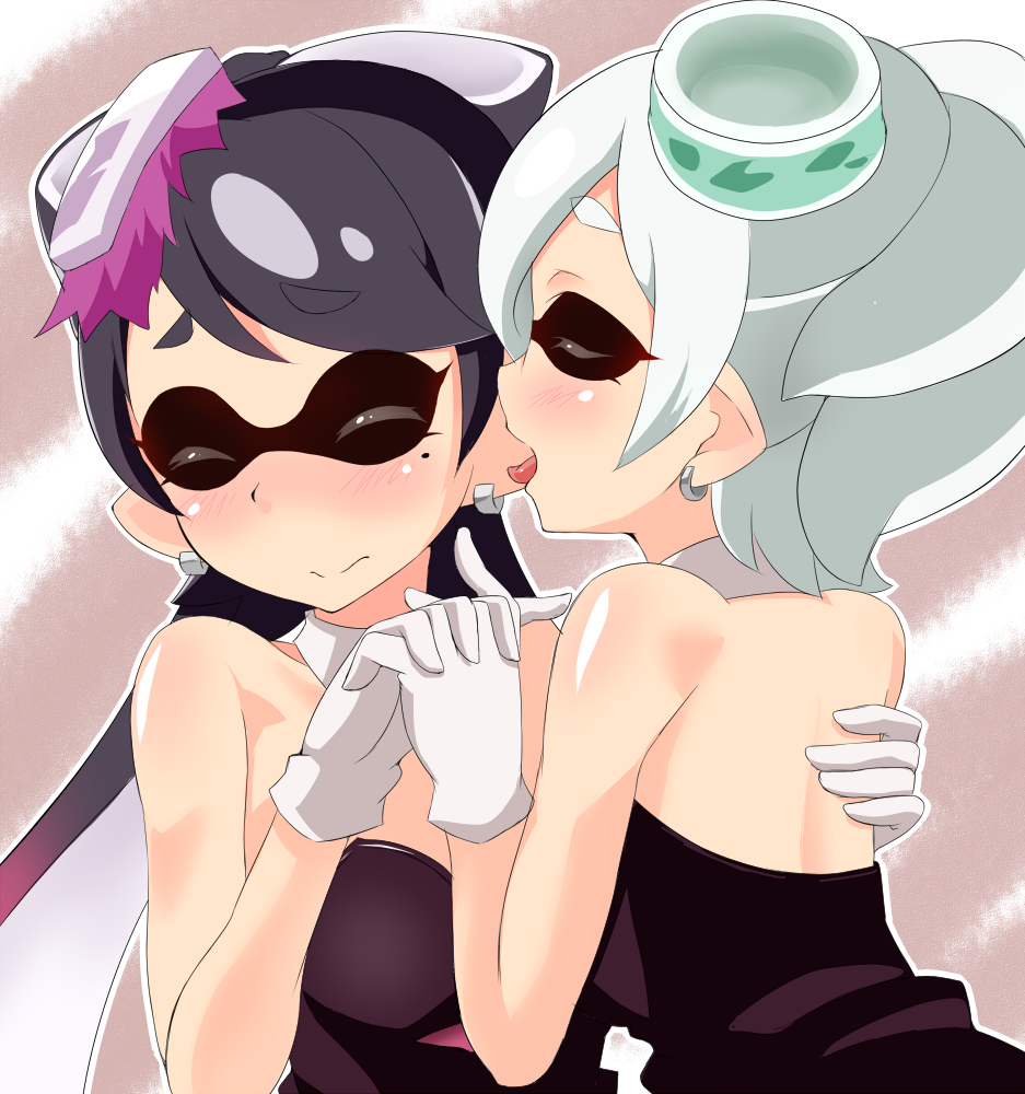 2girls aori_(splatoon) back bangs bare_shoulders black_hair blush breasts cleavage closed_eyes detached_collar dress earrings food food_on_head gloves hotaru_(splatoon) hug interlocked_fingers jewelry long_hair mask mole mole_under_eye multiple_girls object_on_head open_mouth short_hair silver_hair splatoon strapless_dress sushi swept_bangs tongue tongue_out uni_mmtab upper_body white_gloves yuri