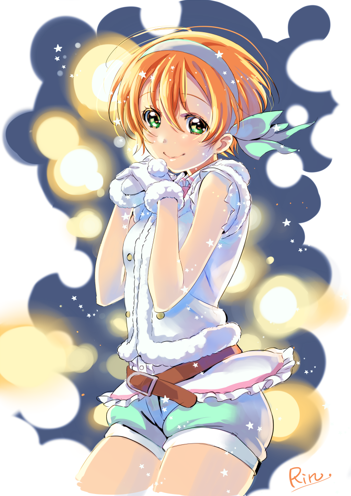 1girl belt character_name commentary_request cowboy_shot fur_trim gloves green_eyes hair_between_eyes hands_together headband hoshizora_rin looking_at_viewer love_live! love_live!_school_idol_project orange_hair short_hair shorts smile snow_halation snowing solo winter yasou0123
