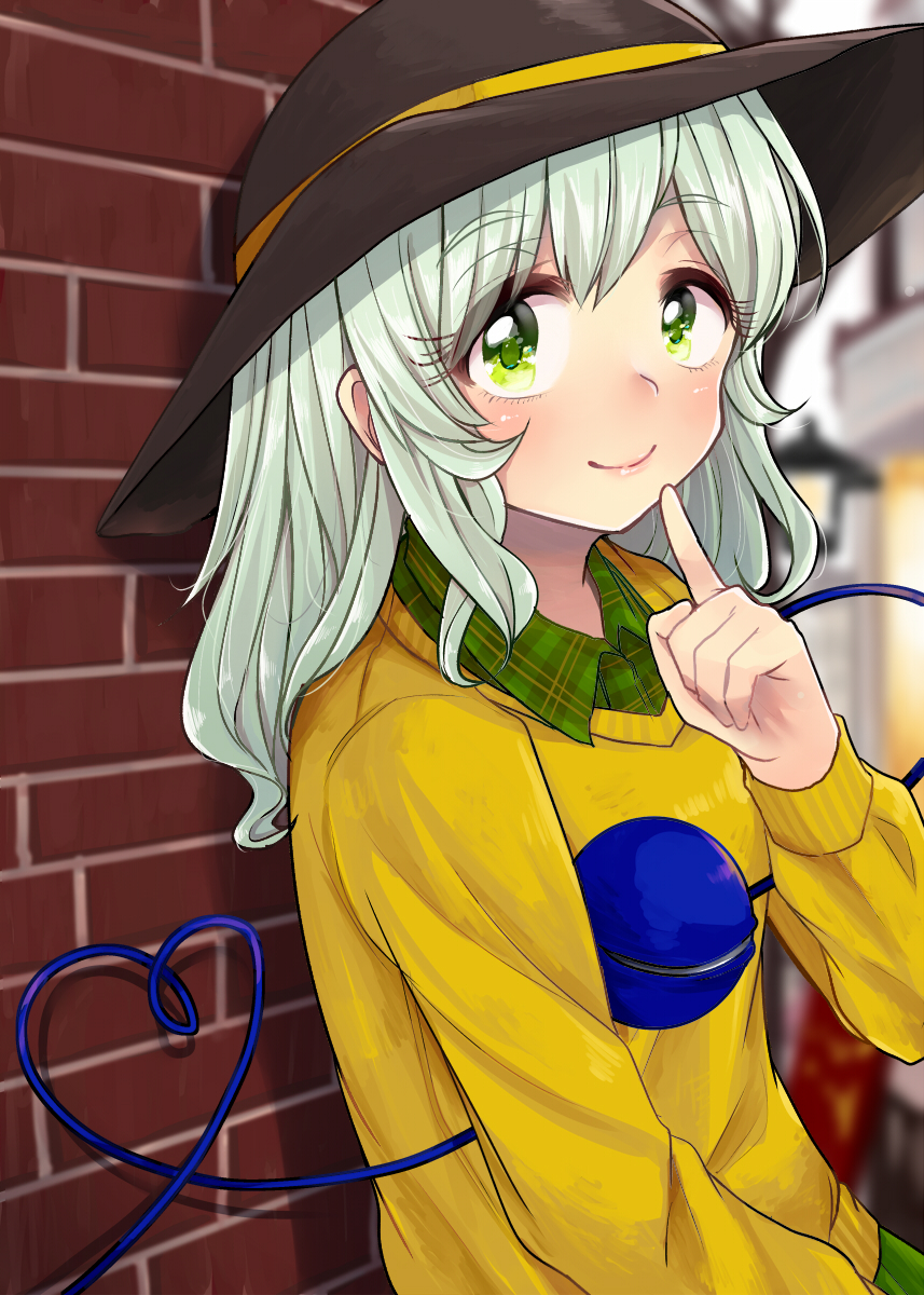 1girl alternate_costume blush eyeball green_eyes green_hair hat hat_ribbon heart heart_of_string highres komeiji_koishi plaid plaid_shirt rapa_(heisei_strawberry) ribbon shirt short_hair smile solo sweater third_eye touhou