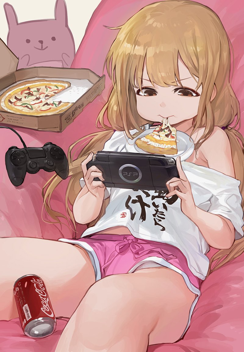 &gt;:) 1girl bangs bare_shoulders blonde_hair blush brown_eyes cable cheese clothes_writing coca-cola controller dualshock eating food futaba_anzu game_controller gamepad handheld_game_console holding idolmaster idolmaster_cinderella_girls legs long_hair mossi off_shoulder panties pantyshot pink_ribbon pizza pizza_box plate playing_games playstation_portable ribbon shirt short_hair short_sleeves shorts sitting soda_can solo stuffed_animal stuffed_bunny stuffed_toy t-shirt twintails underwear white_shirt