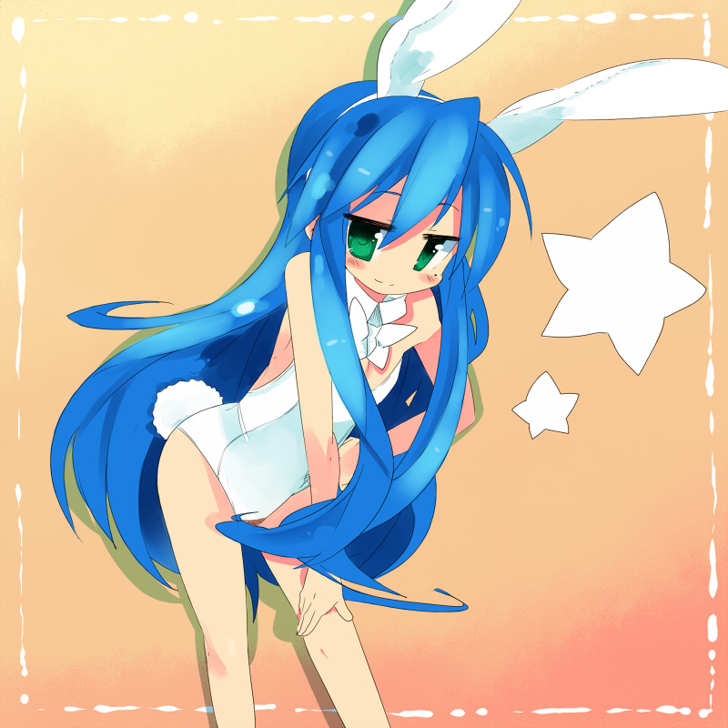 bare_legs blue_hair bunny_ears bunny_girl bunny_tail bunnysuit flat_chest green_eyes izumi_konata kanikama long_hair lucky_star mole rabbit_ears tail