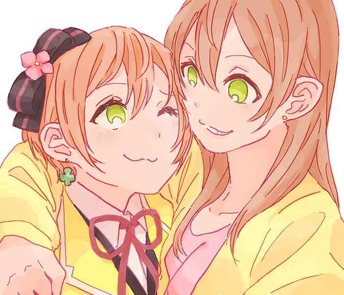 2girls :3 arm_around_shoulder bow casual earrings green_eyes grin hair_bow hoshizora_rin hoshizora_rin's_mother jewelry long_hair love_live!_school_idol_project mother_and_daughter multiple_girls orange_hair shin9tani short_hair smile upper_body