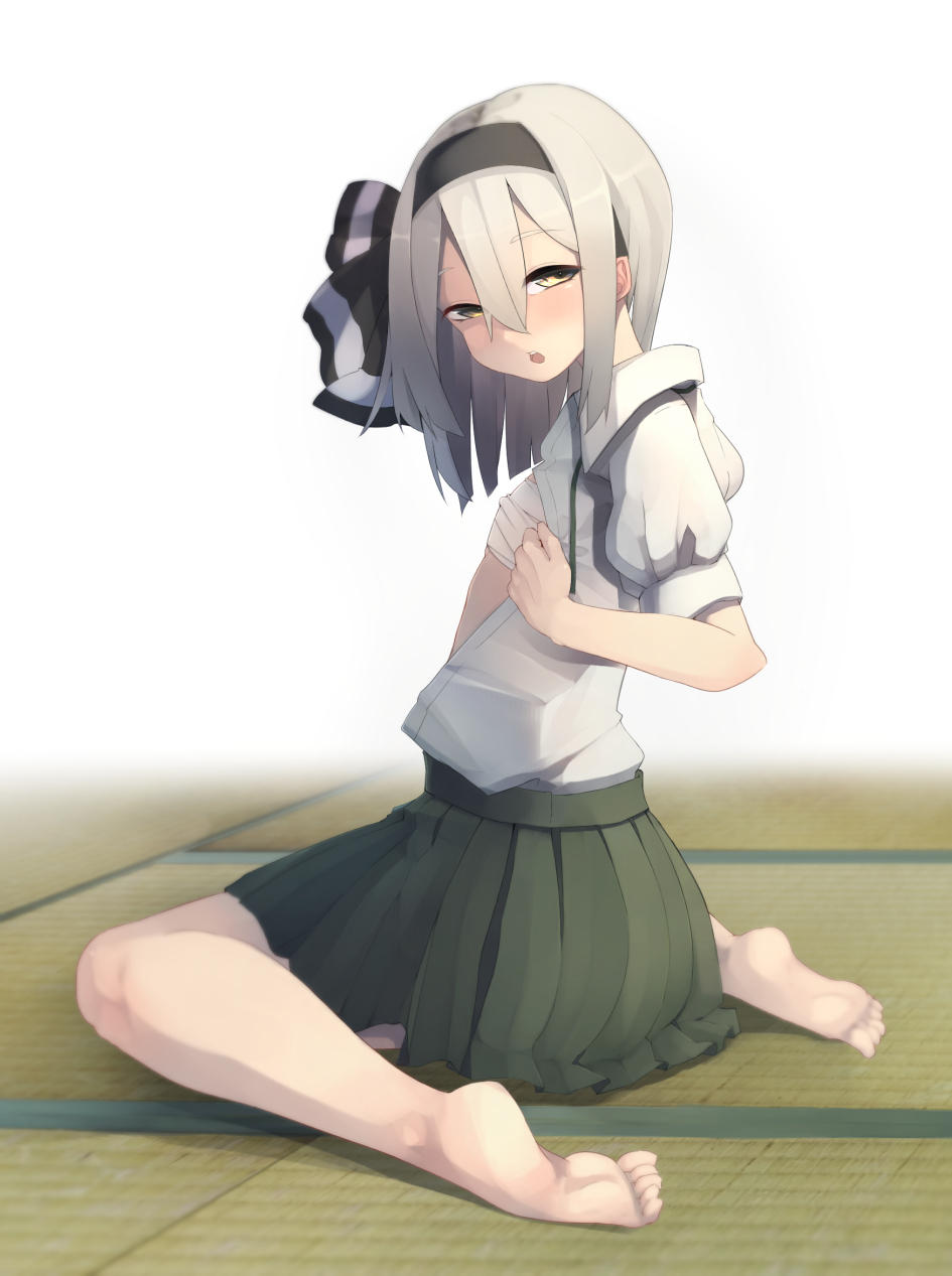 1girl barefoot blush full-face_blush full_body green_eyes hairband highres hikiniku konpaku_youmu looking_at_viewer on_floor open_clothes open_mouth open_shirt puffy_sleeves sarashi shirt short_sleeves silver_hair sitting skirt soles solo toes touhou white_background