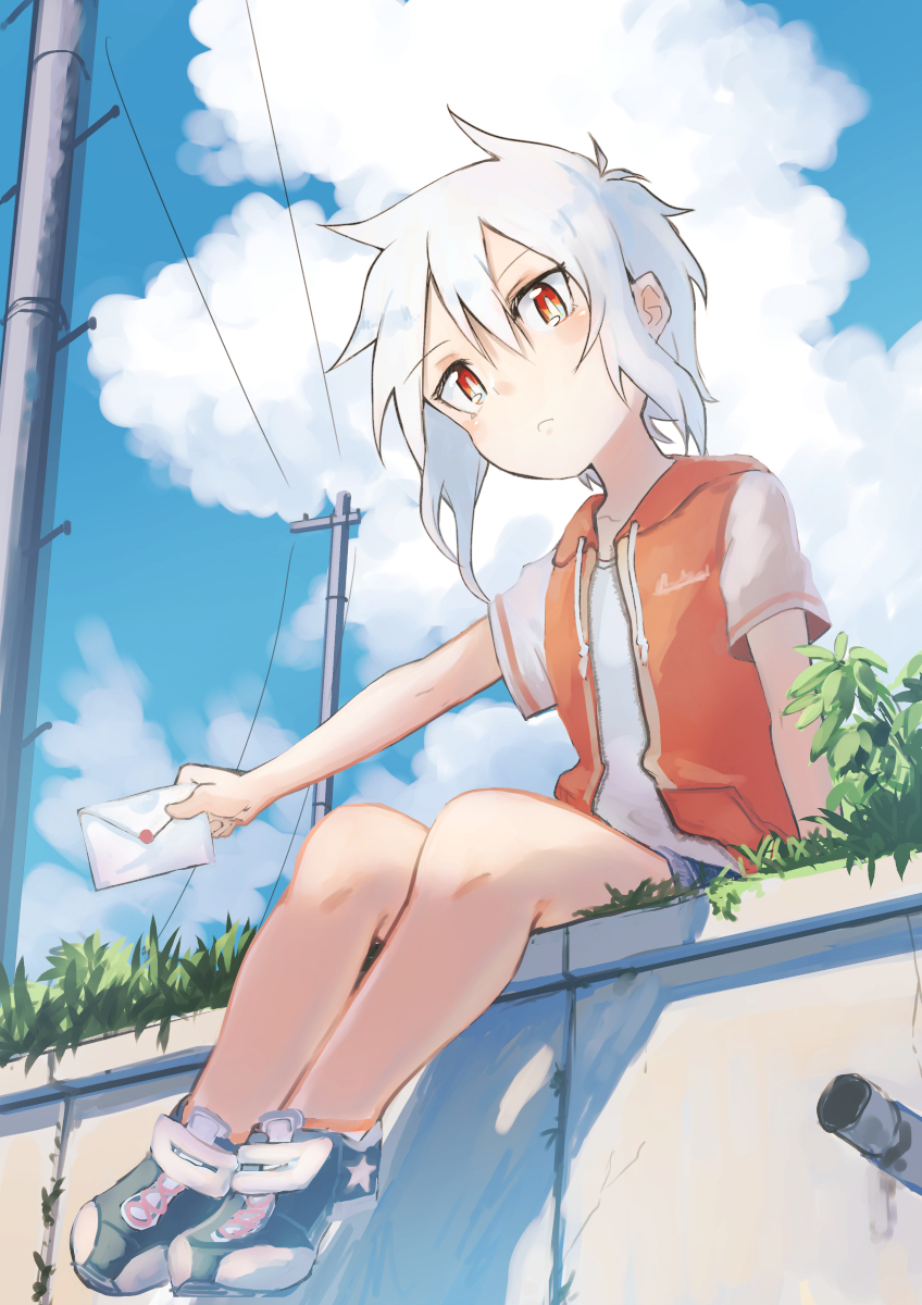 1girl child clouds converse denim denim_shorts from_below grass highres holding hood hoodie inami_hatoko letter looking_at_viewer looking_down open_mouth original outstretched_arm power_lines red_eyes short_hair shorts silver_hair sitting sky solo telephone_pole velcro