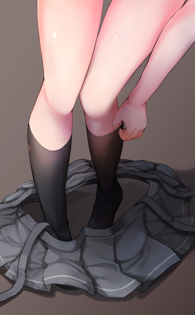 1girl adjusting_clothes adjusting_legwear black_legwear comah commentary kantai_collection kneehighs kneehighs_pull legs lower_body pleated_skirt simple_background skirt skirt_removed solo standing thighs