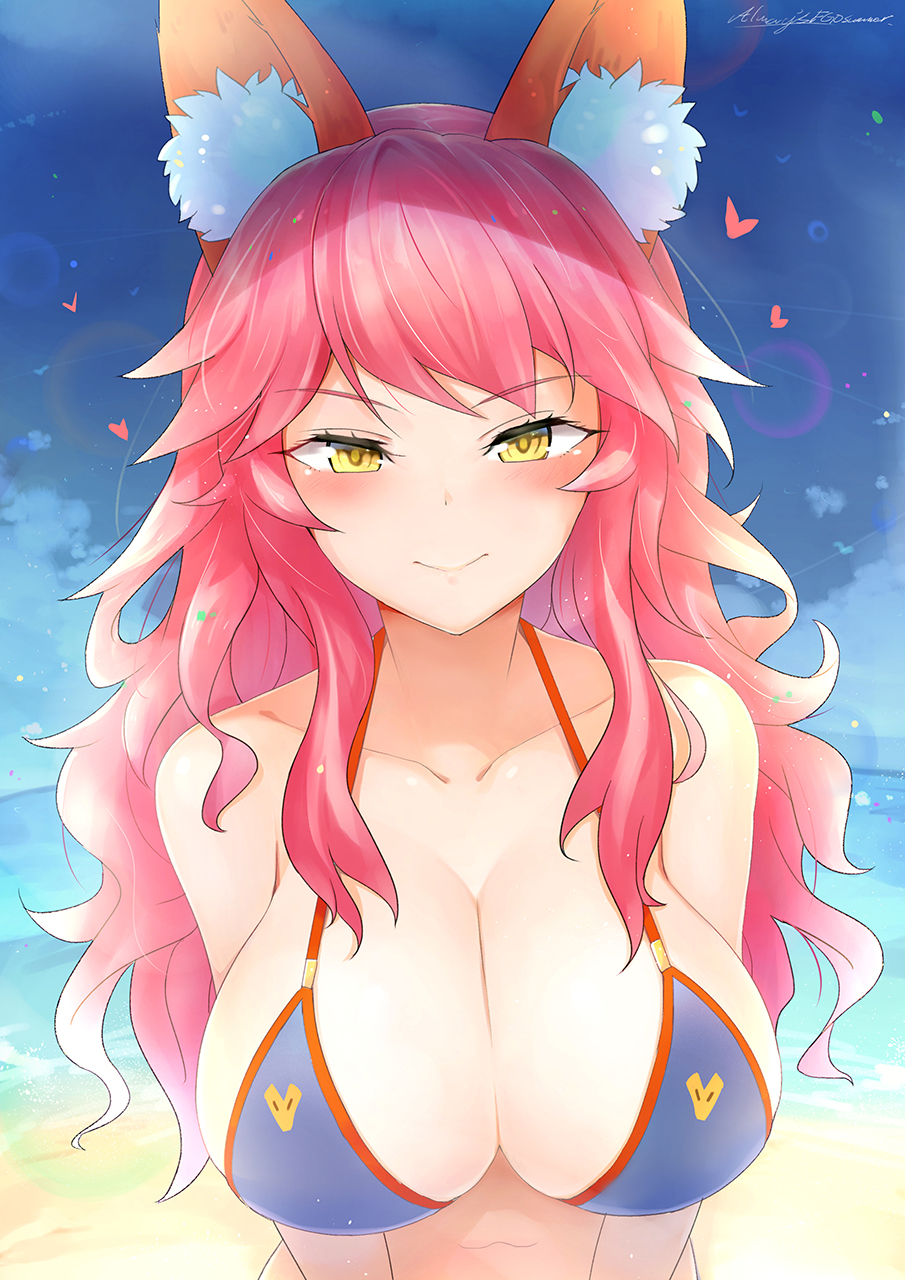 1girl animal_ears bikini_top breasts caster_(fate/extra) cleavage collarbone fate/extra fate/grand_order fate_(series) fox_ears heart highres large_breasts light_smile long_hair looking_at_viewer ocean pink_hair signature solo swimsuit xiaodi yellow_eyes