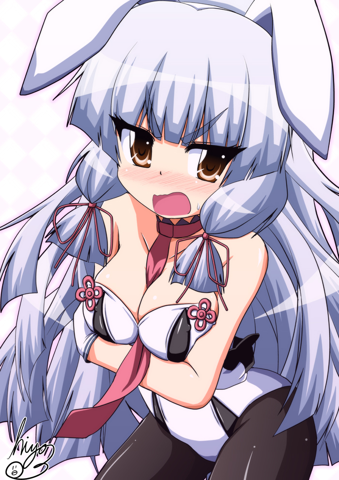 1girl adapted_costume animal_ears bare_shoulders black_legwear blush breast_hold breasts brown_eyes bunnysuit cleavage detached_collar fake_animal_ears hair_ribbon hiyoko_(chick's_theater) kantai_collection leotard long_hair murakumo_(kantai_collection) necktie nipples open_mouth pantyhose rabbit_ears remodel_(kantai_collection) ribbon silver_hair solo tress_ribbon wrist_cuffs