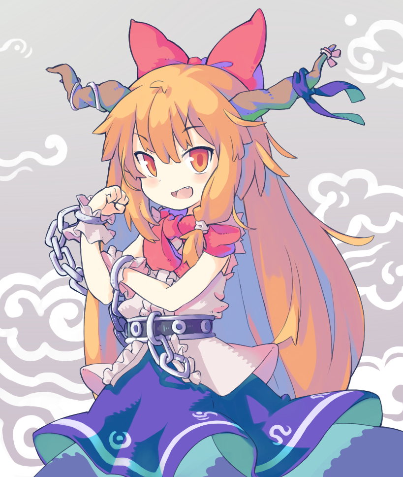1girl belt blue_ribbon bow bowtie chain clenched_hand cowboy_shot cuffs fang flexing hair_between_eyes hair_bow hand_on_own_arm horn_ribbon horns ibuki_suika lavender_background long_hair looking_at_viewer nano_(mianhua_maoqiu) open_mouth orange_hair pose purple_skirt red_bow red_bowtie red_eyes ribbon shackles shirt skirt sleeveless smile solo touhou very_long_hair white_shirt wrist_cuffs